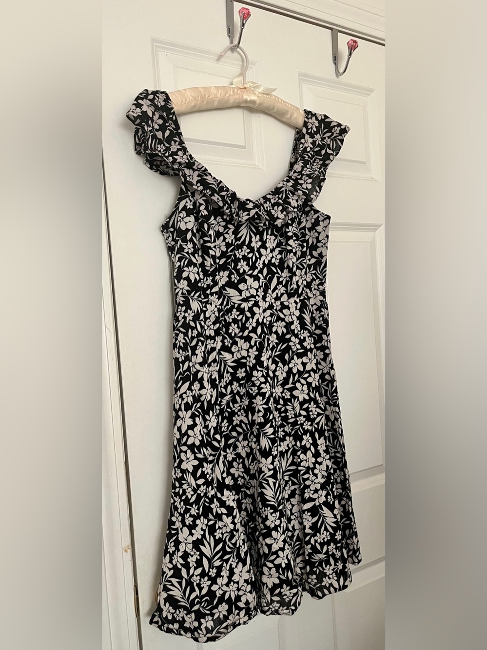 Old Navy Black and White Floral Mini Dress